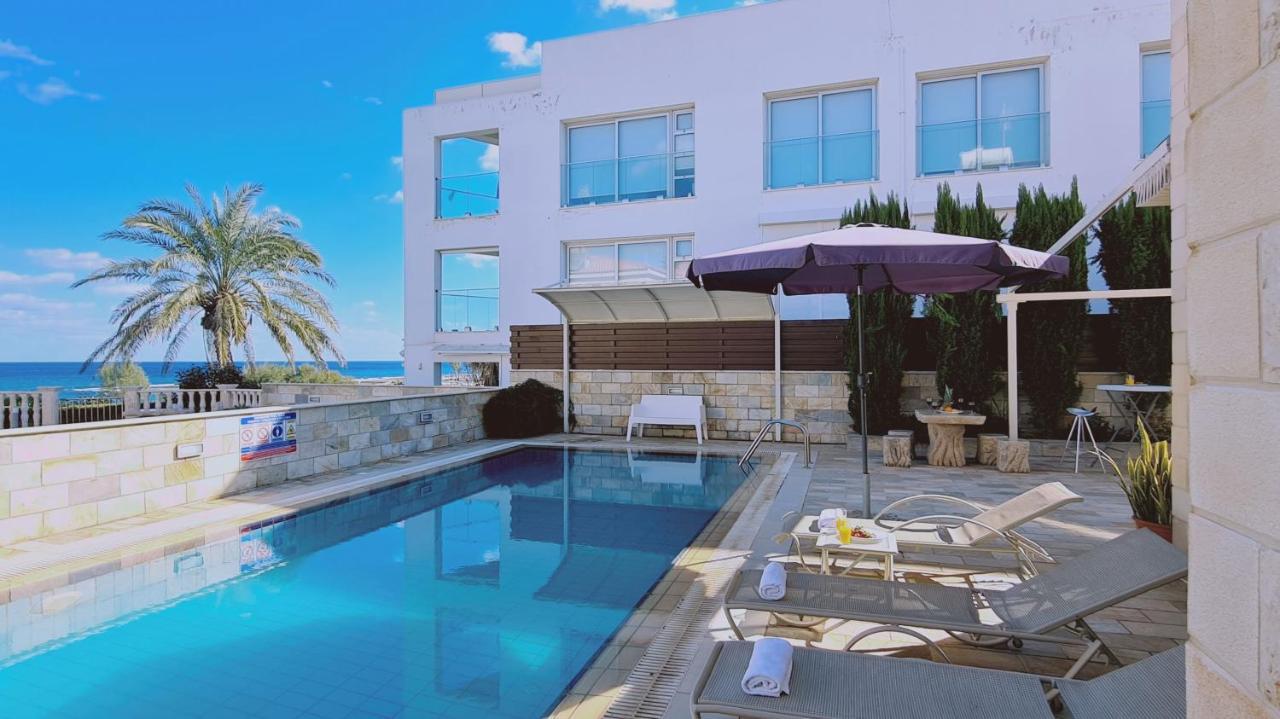 Stay Ocean View Villa Паралимни Екстериор снимка