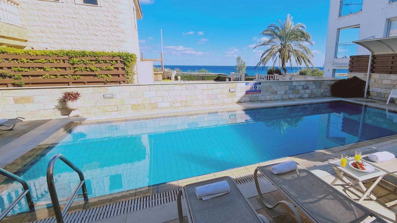 Stay Ocean View Villa Паралимни Екстериор снимка