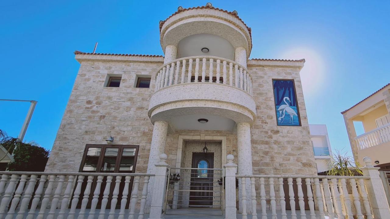 Stay Ocean View Villa Паралимни Екстериор снимка